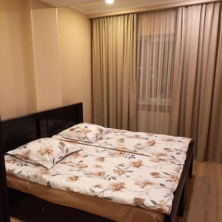 Grigol'S Apartament Tbilisi Ngoại thất bức ảnh