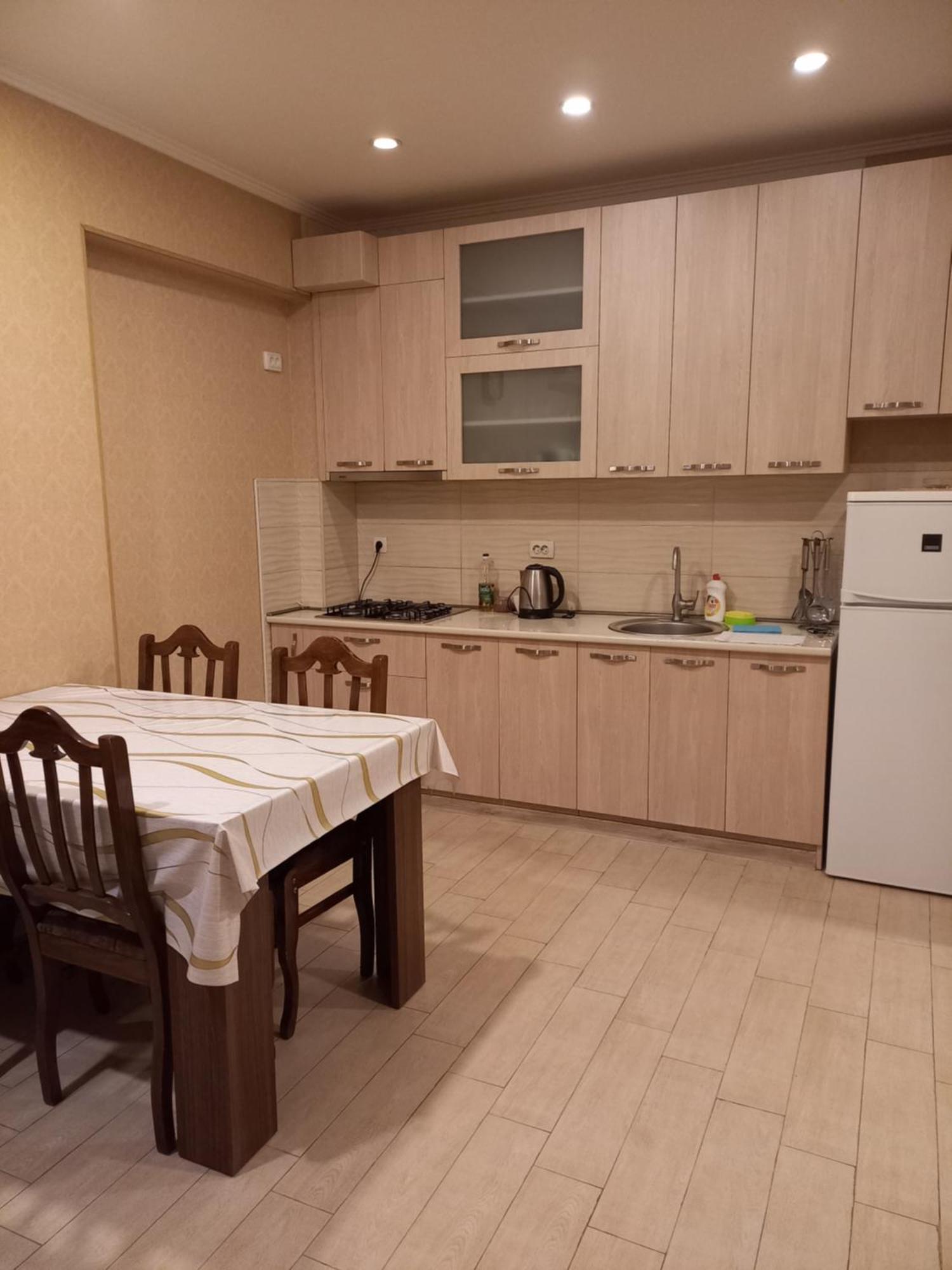 Grigol'S Apartament Tbilisi Ngoại thất bức ảnh